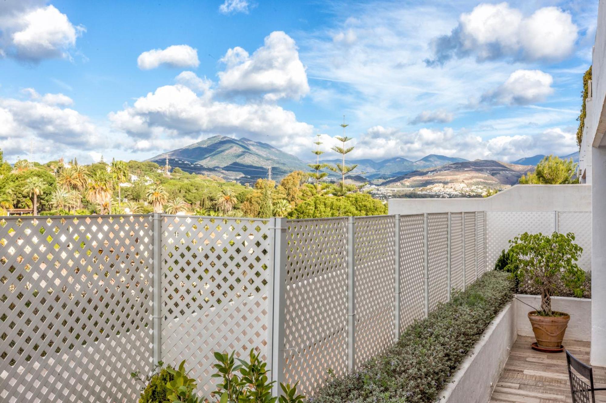Jardines de Andalucia Apartment Marbella Bagian luar foto